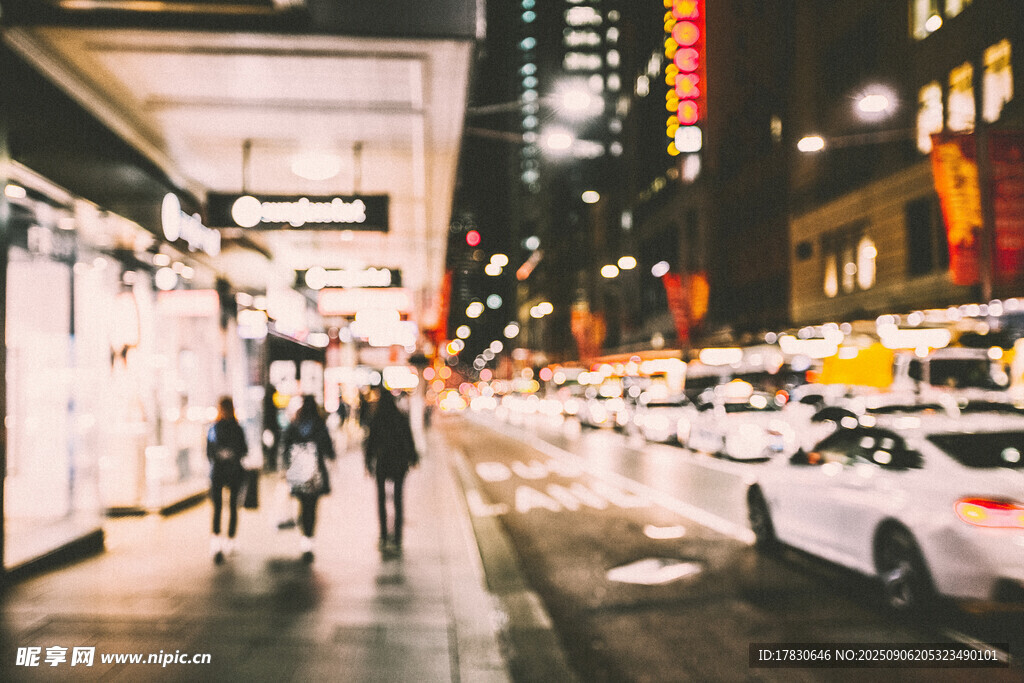 都市夜晚繁華街道景象