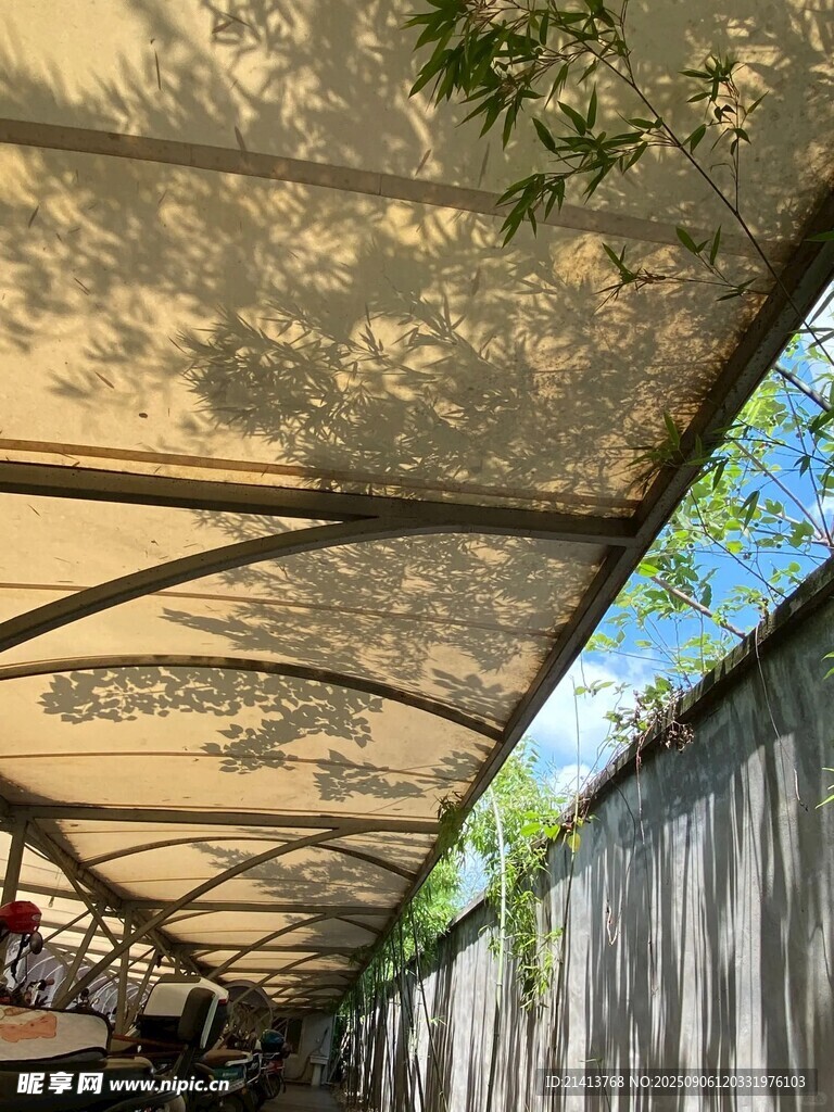 戶外遮陽拱形棚 綠植相伴