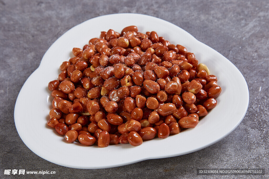 美味油炸花生米