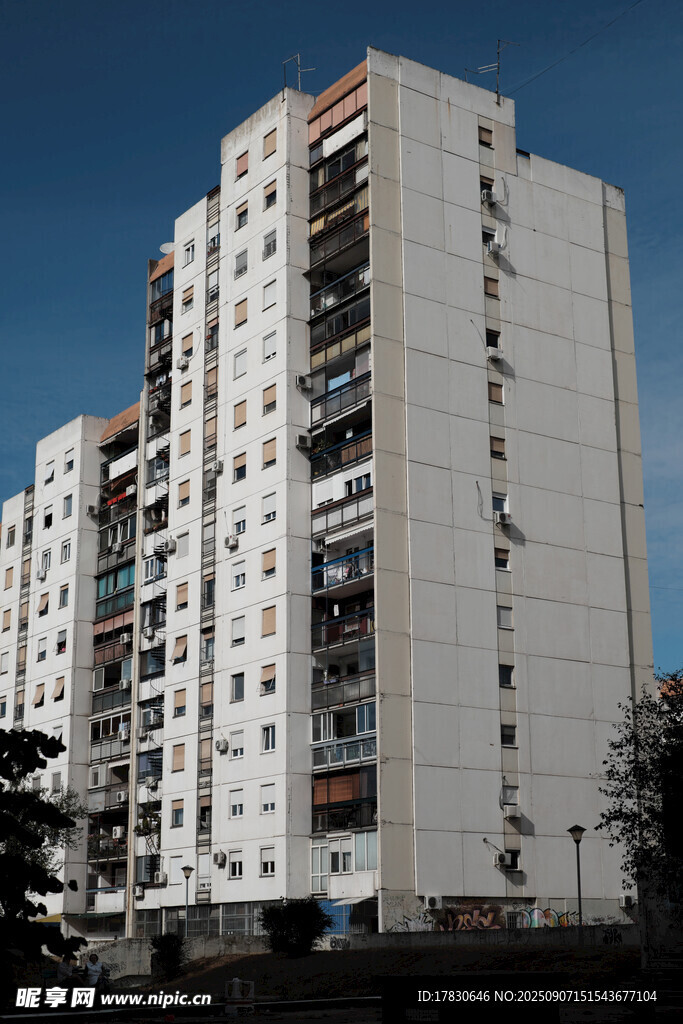 高層居民樓外觀
