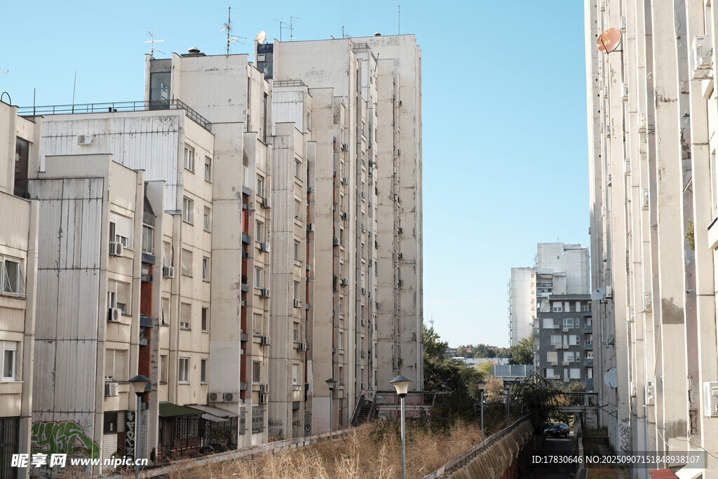 城市中的老舊居民樓景觀