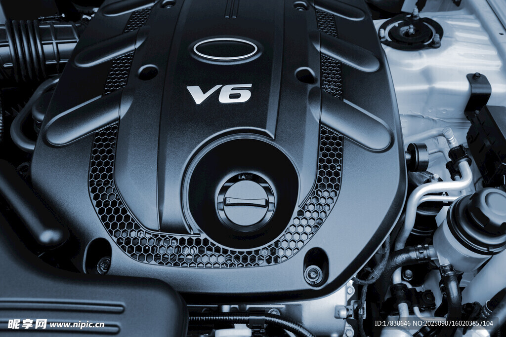 高性能V6汽車發(fā)動機(jī)特寫