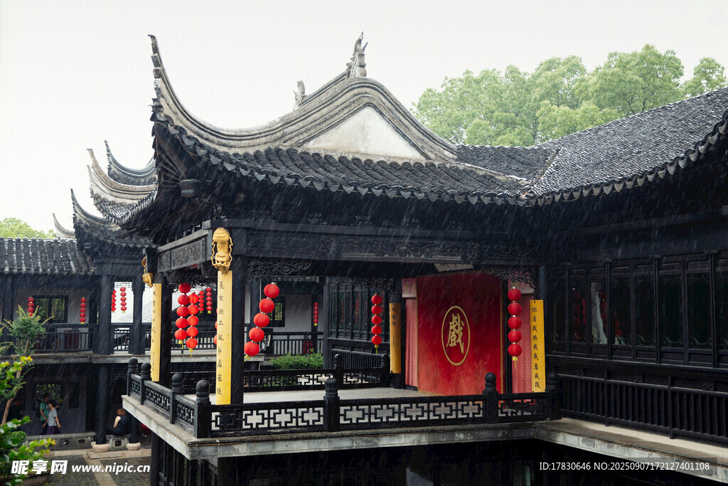 中式建筑比武臺