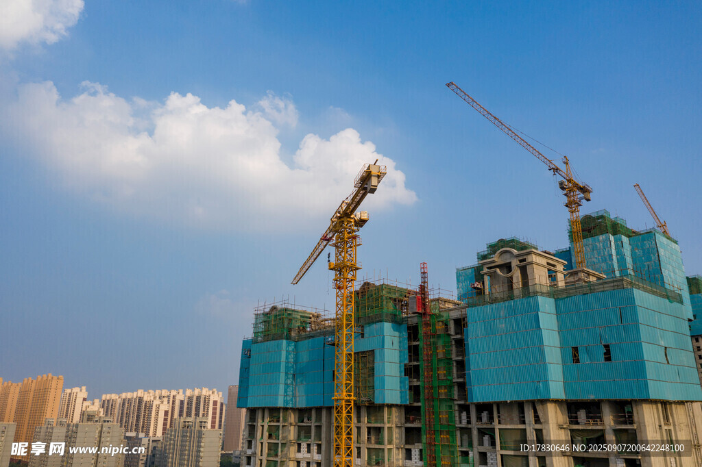 施工中的建筑工地
