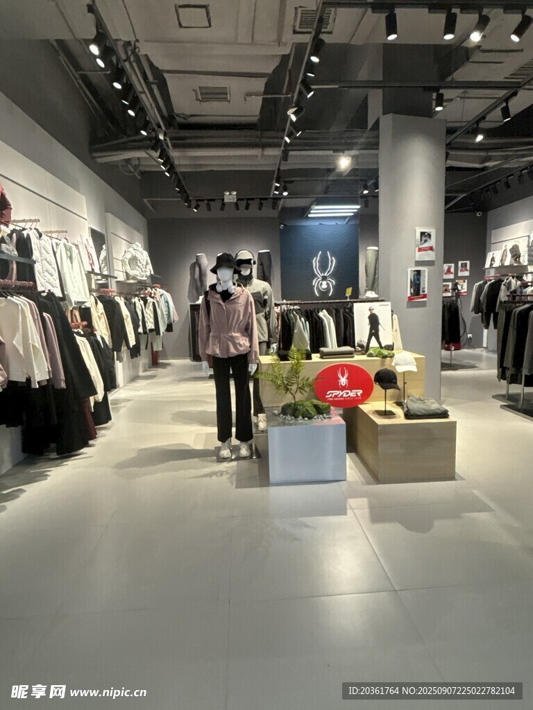 時尚服裝店內(nèi)部場景展示