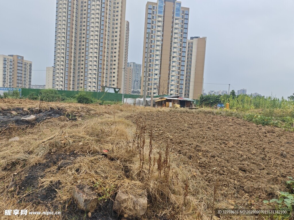 城市邊的待開發(fā)土地