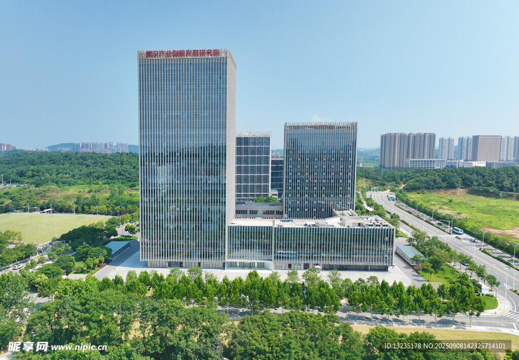光谷 武創(chuàng)院 