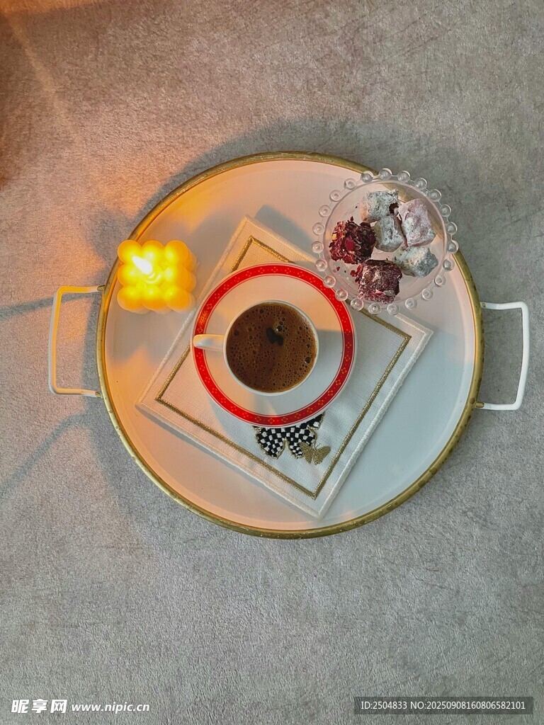 精致咖啡擺盤與周邊小物