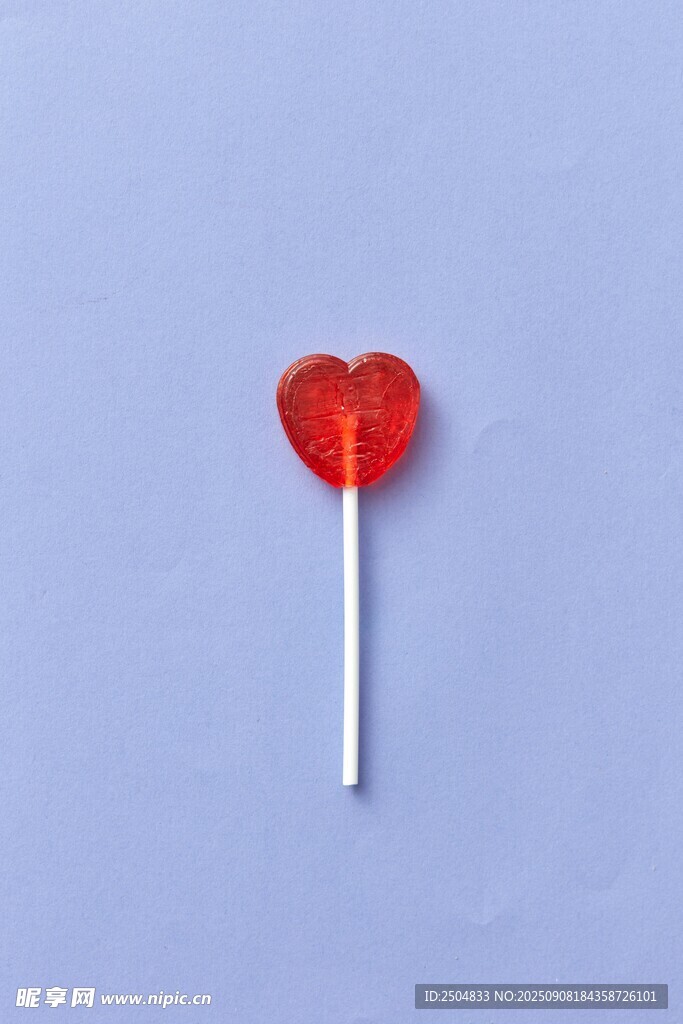心形紅色棒棒糖特寫(xiě)