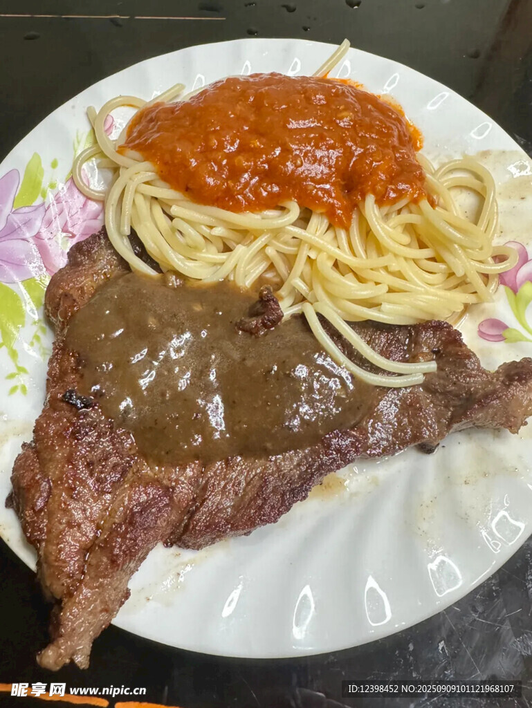美味牛排意面組合