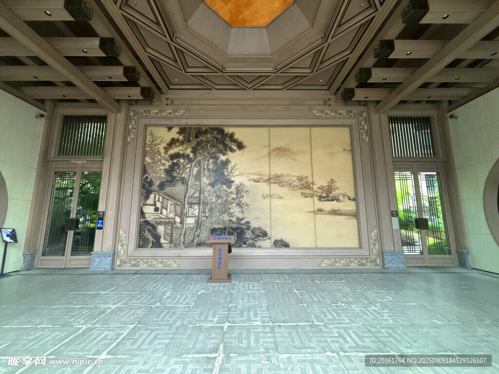 中式古雅廳堂內(nèi)景