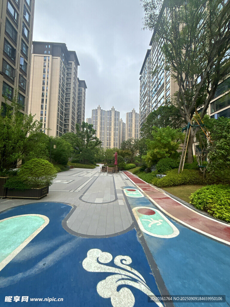 城市中的多彩休閑步道