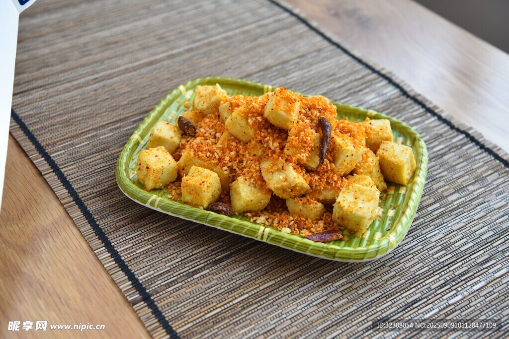 美味油炸土豆塊