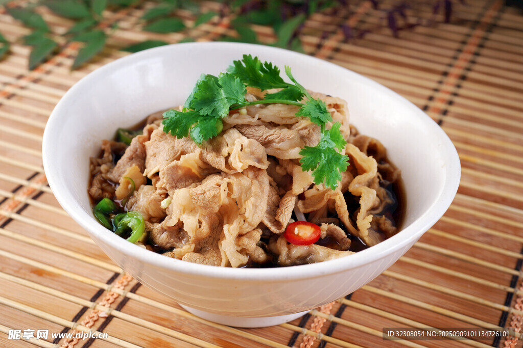 美味牛肉蓋飯