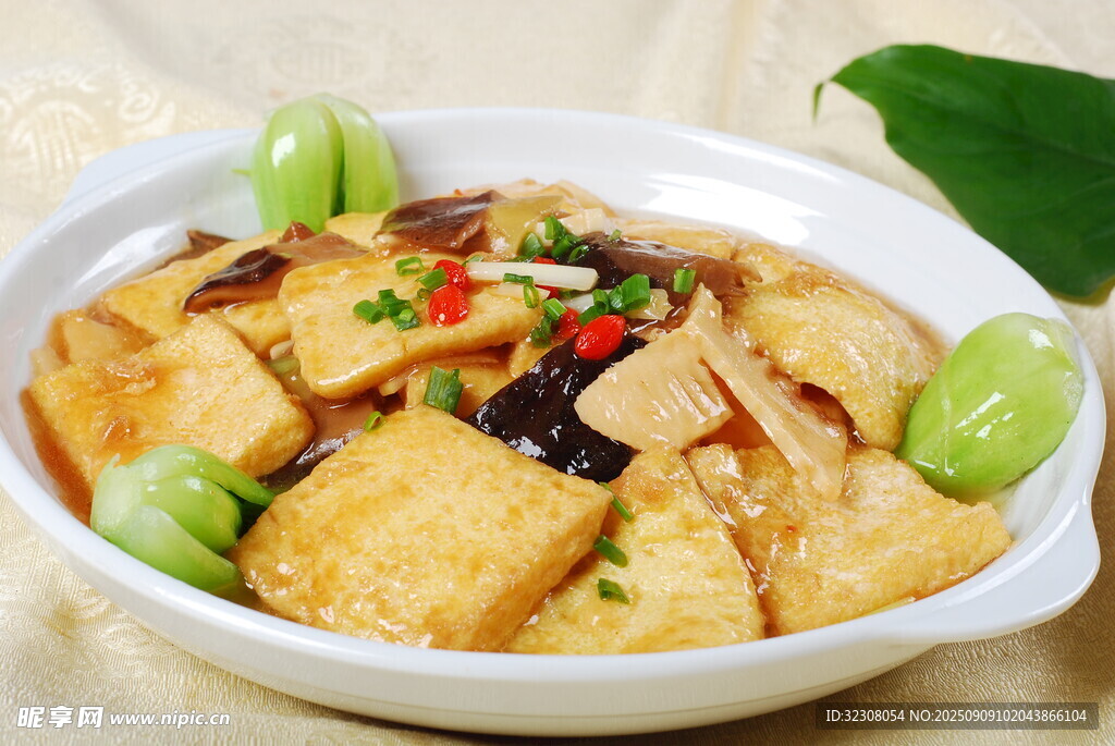 家常美味豆腐煲