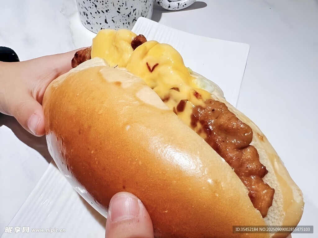豬扒包