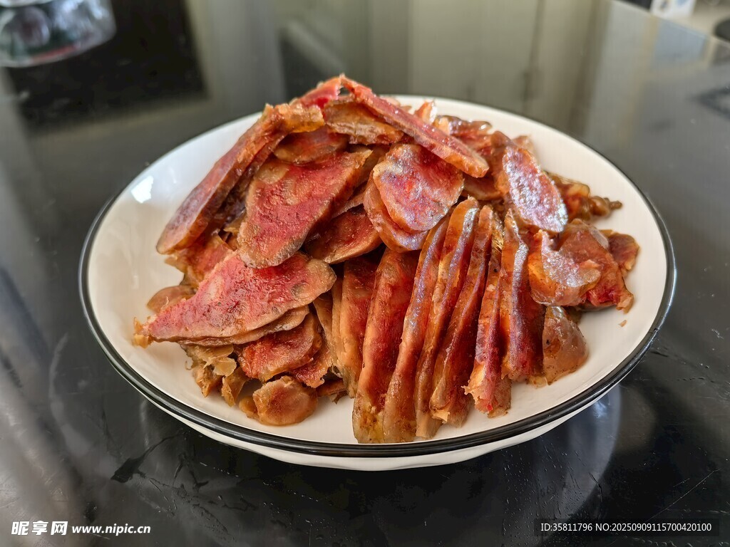 美味切片香腸