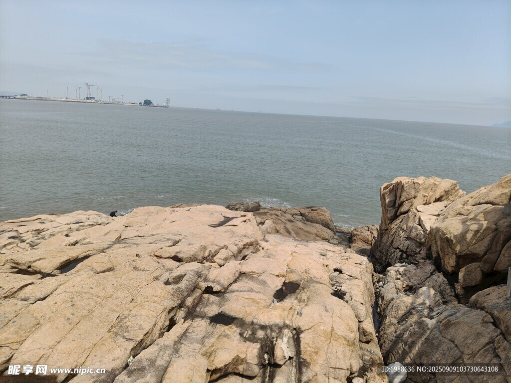 海邊巖石風(fēng)景