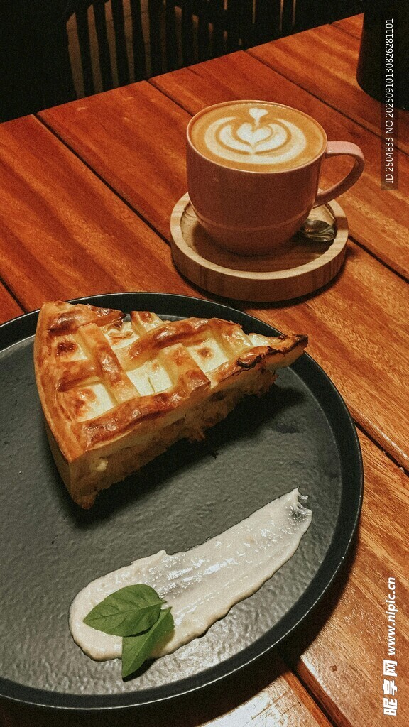 美味甜點(diǎn)與咖啡的愜意組合