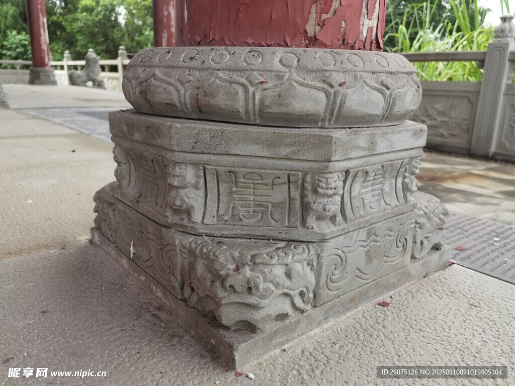 精美石雕柱礎(chǔ)
