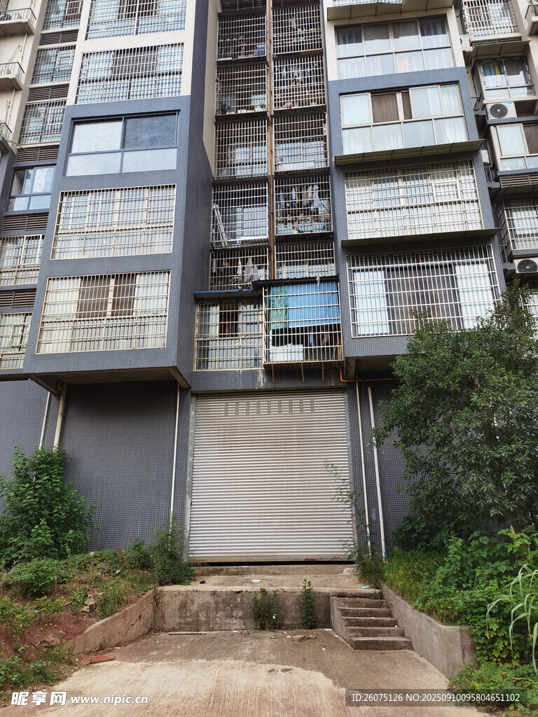 現(xiàn)代高層住宅外觀一角