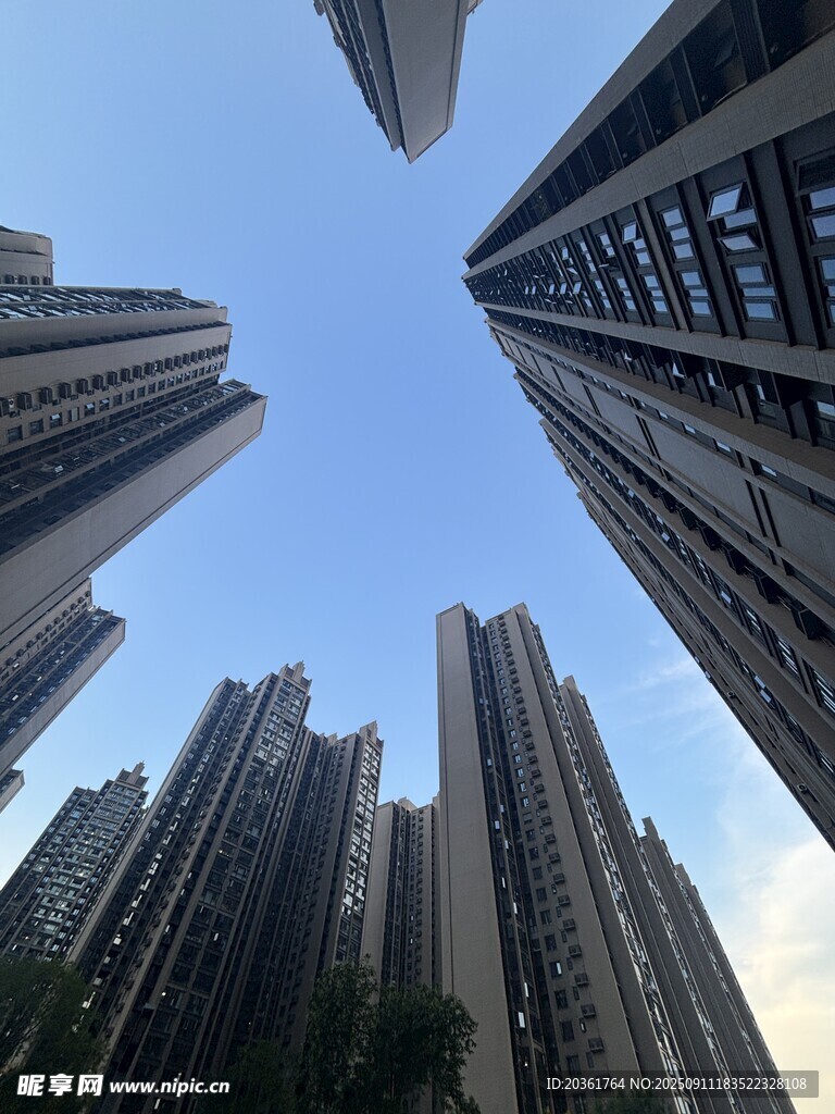 高樓林立的城市天際線