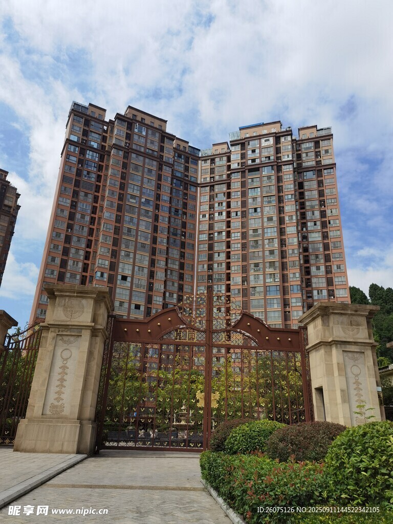 高層住宅小區(qū)建筑景觀