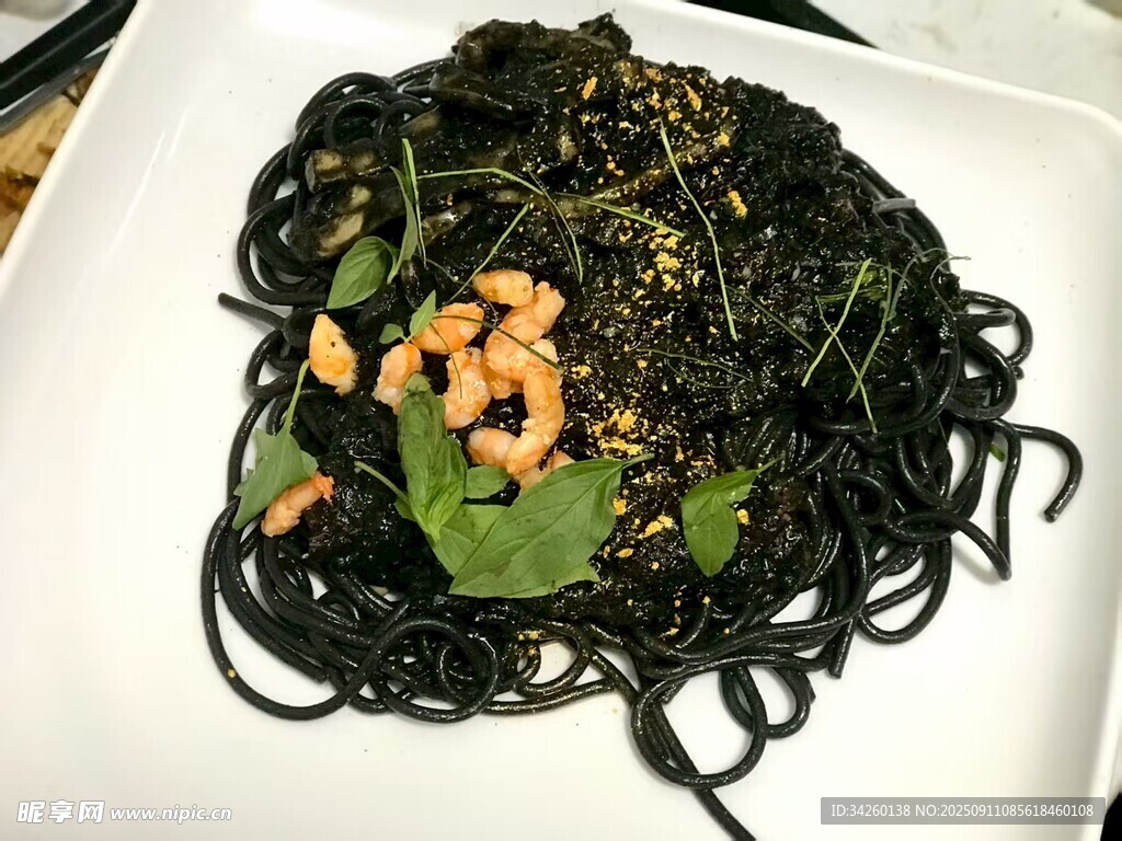 墨魚意粉