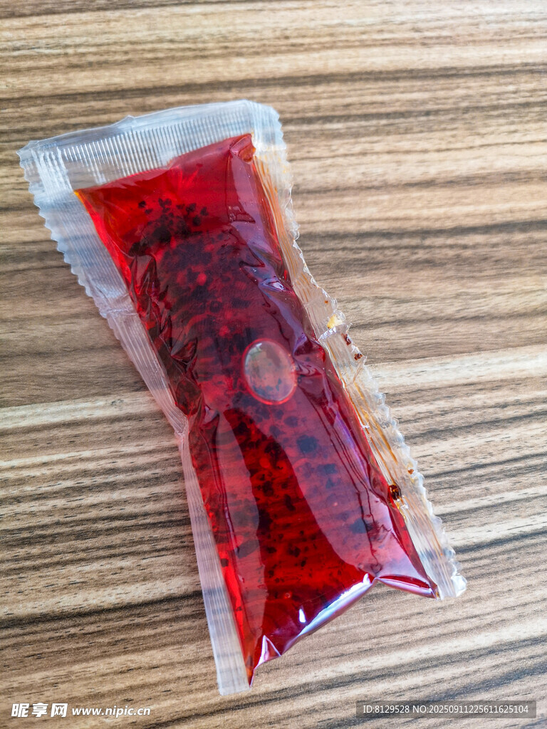 袋裝紅色美味調(diào)料