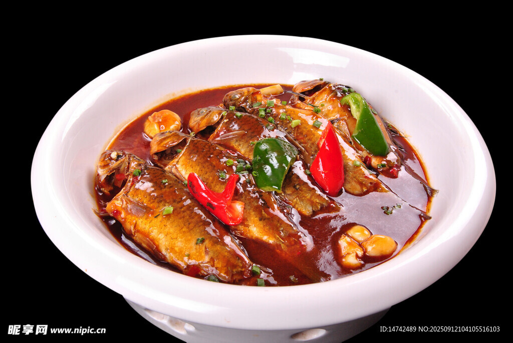 紅燒小鯽魚(yú)