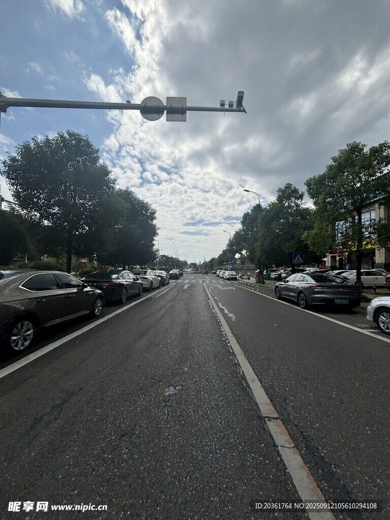 城市道路景象