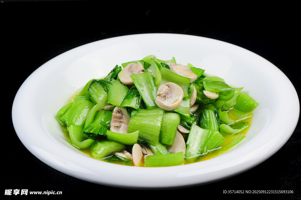 青菜炒蘑菇
