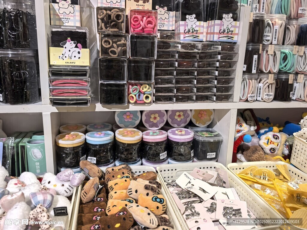 琳瑯滿目的手工材料貨架