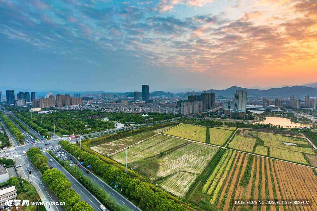 寧波寧海日落城市建筑風光