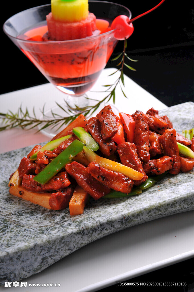 蘆筍神戶牛肉