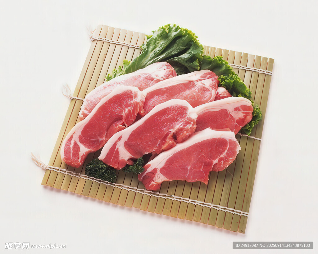 新鮮生豬肉片色澤誘人