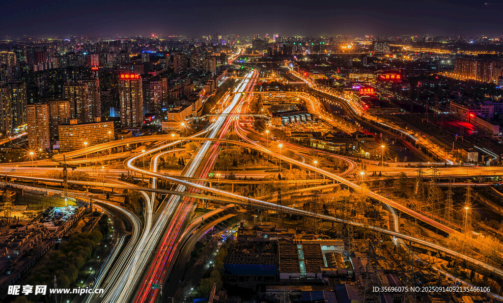城市夜景立交橋璀璨燈火