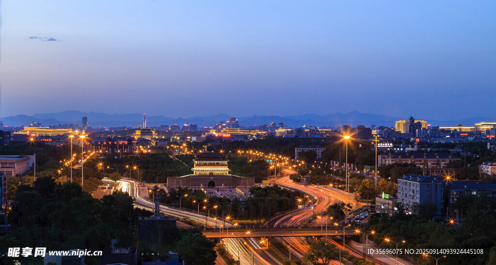 城市黃昏夜景俯瞰