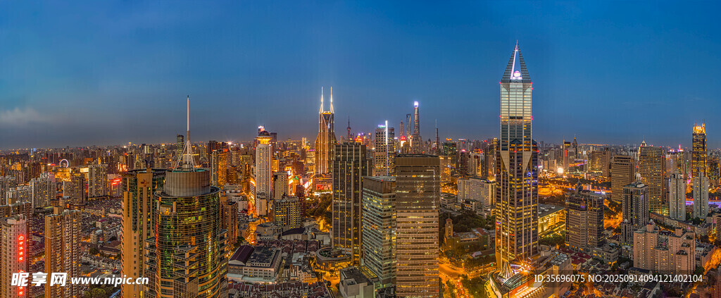 繁華都市夜景俯瞰