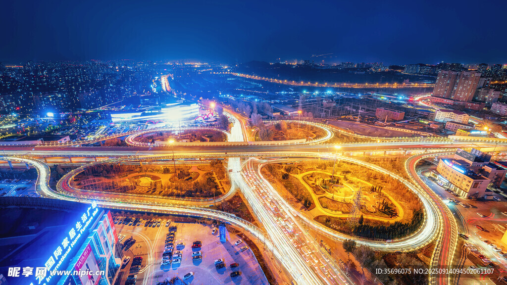 城市立交橋璀璨夜景