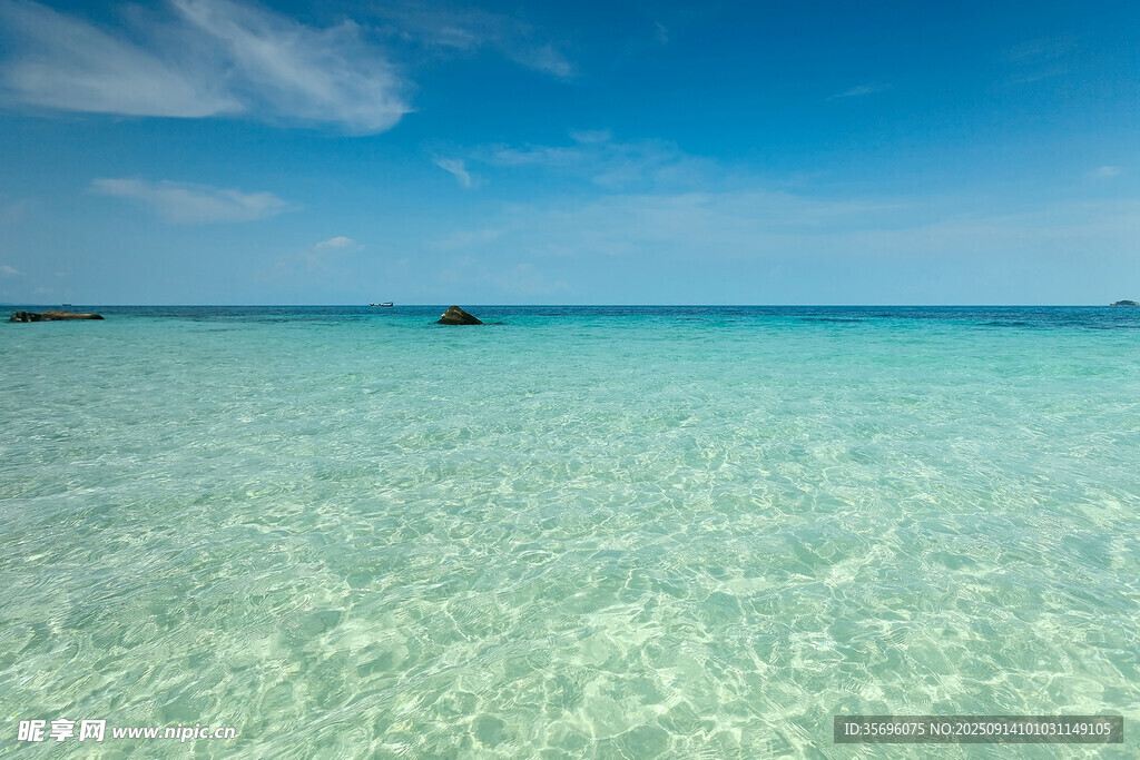 清澈碧海藍(lán)天美麗海景