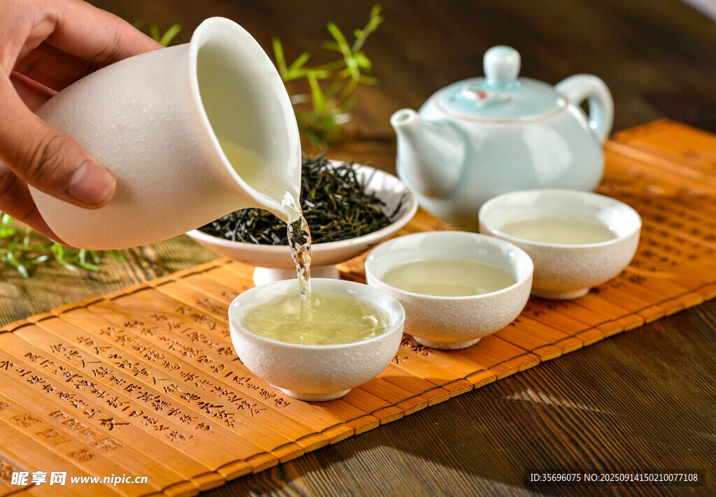 傳統(tǒng)中式茶藝展示場景