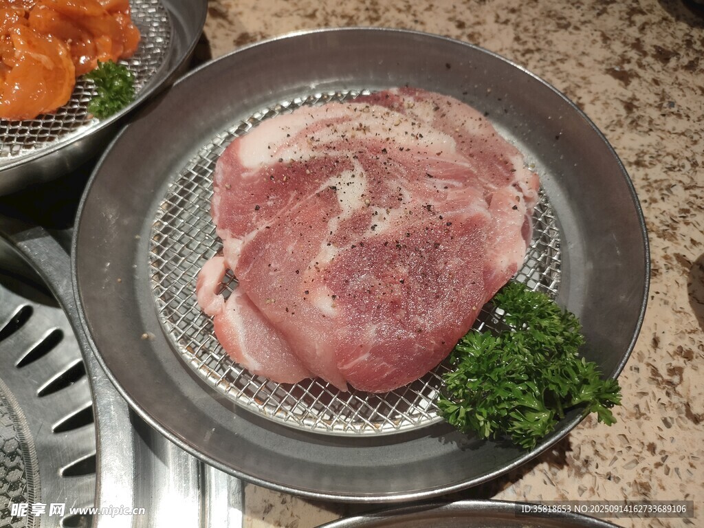 秘制豬排