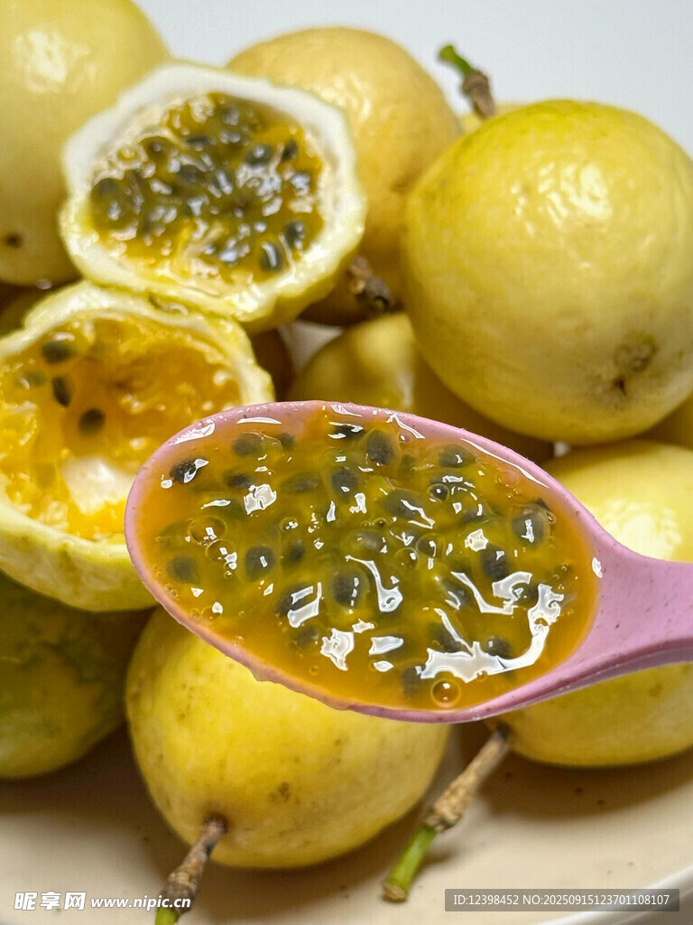 新鮮百香果