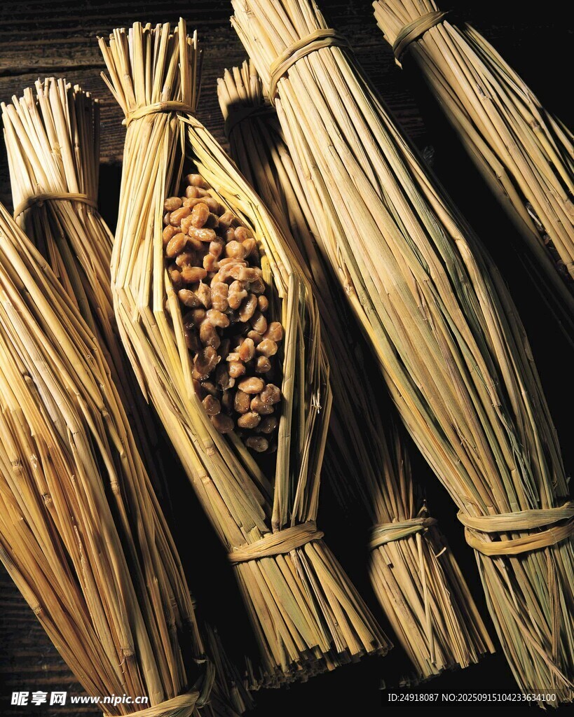 竹筒裝的美味堅果