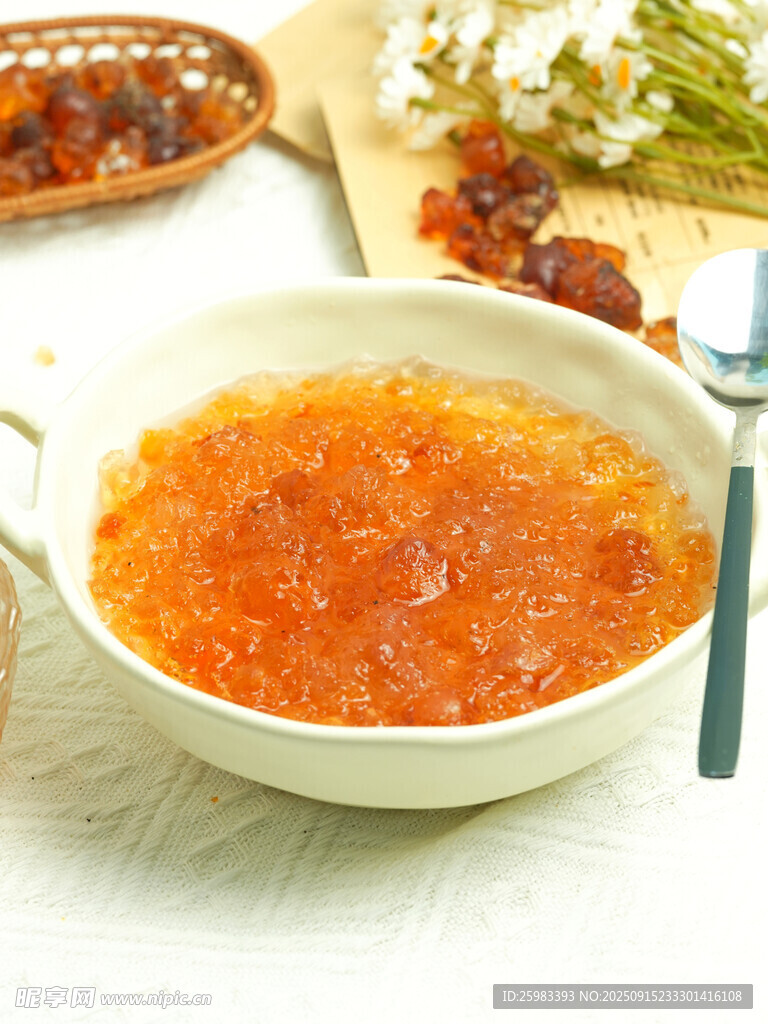 桃膠羹