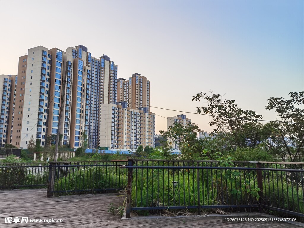 高層住宅區(qū)景觀
