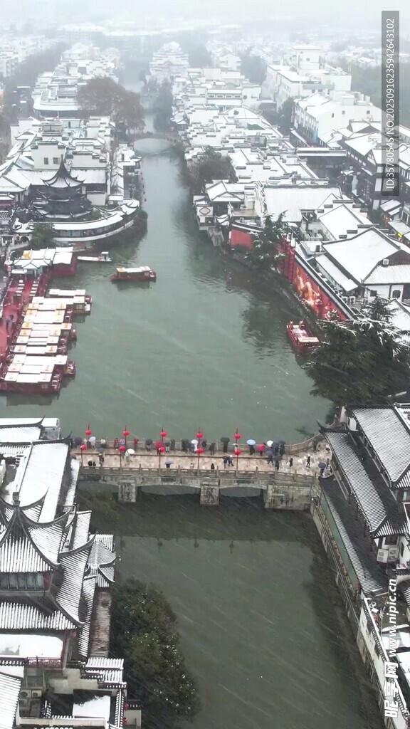 雪中江南水鄉(xiāng)古橋美景