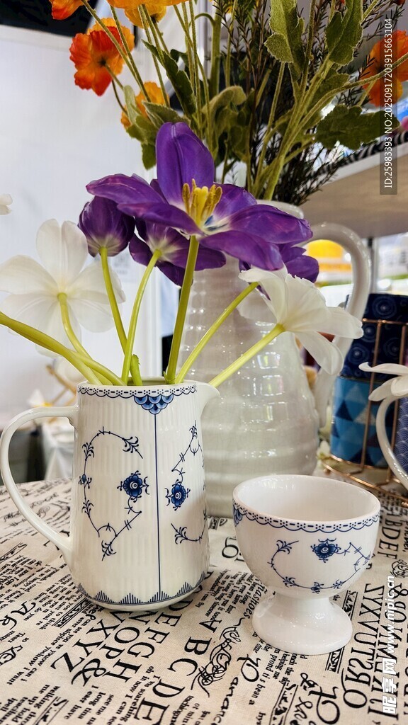 茶具與花瓶