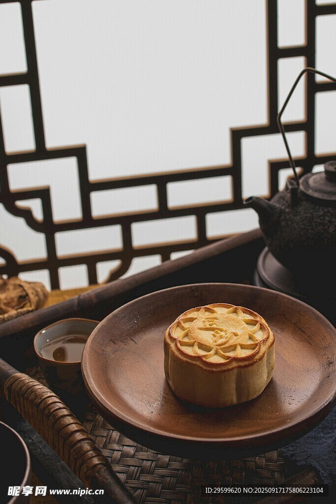 中式茶點月餅典雅呈現(xiàn)